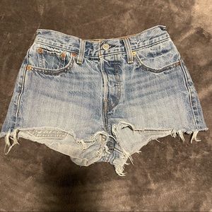 Women’s Levi’s shorts